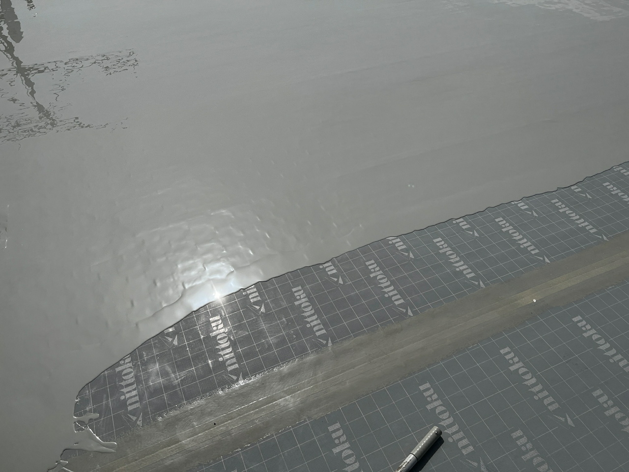 00019平場ウレタン1層目塗布001